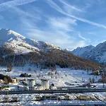Daire Facing The Sestriere Slopes Borgata Sestriere