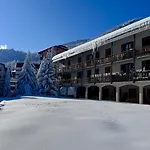 Facing The Sestriere Slopes Borgata Sestriere