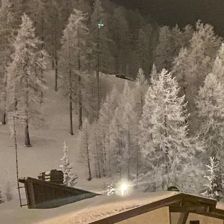 Daire Facing The Sestriere Slopes Borgata Sestriere