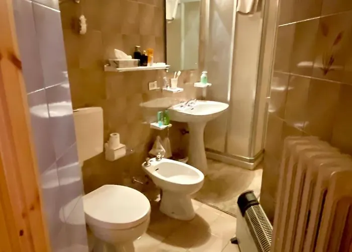 Facing The Sestriere Slopes Daire *