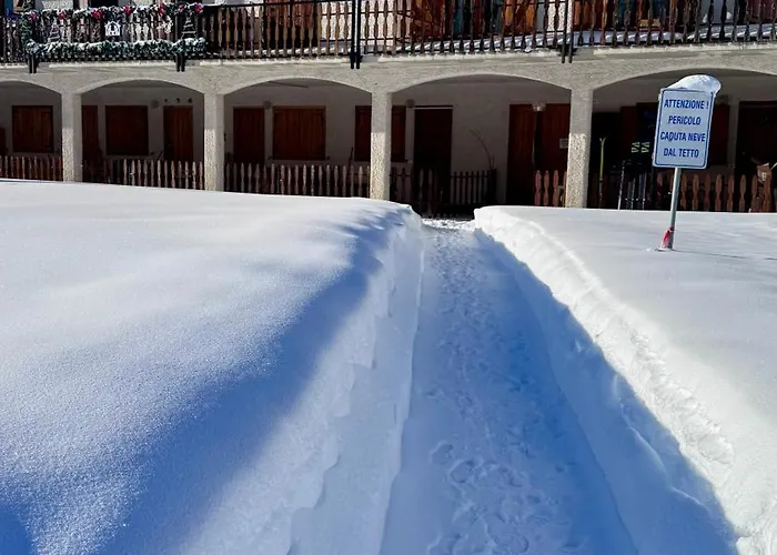 Facing The Sestriere Slopes Daire Borgata Sestriere